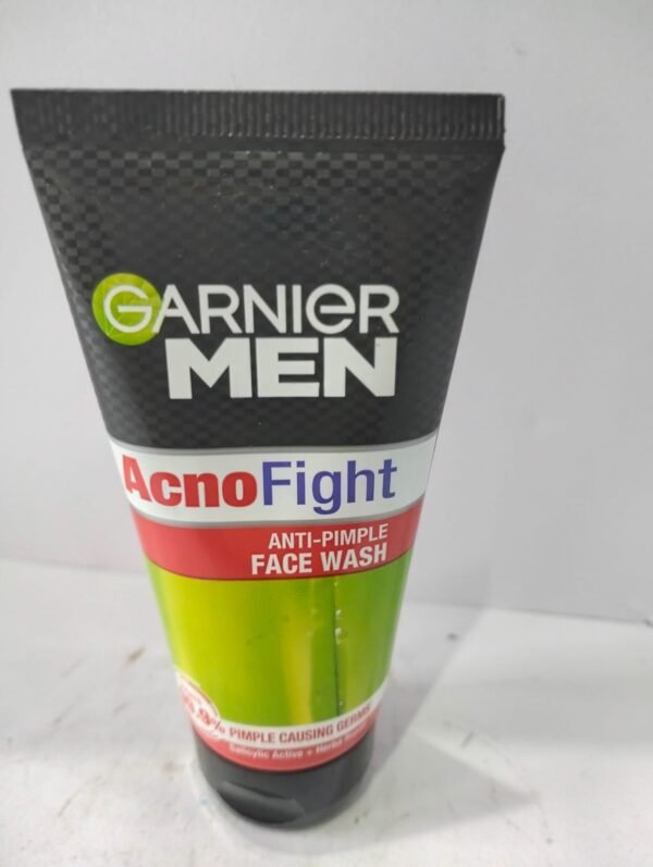 Garnier Men (Acno Fight)